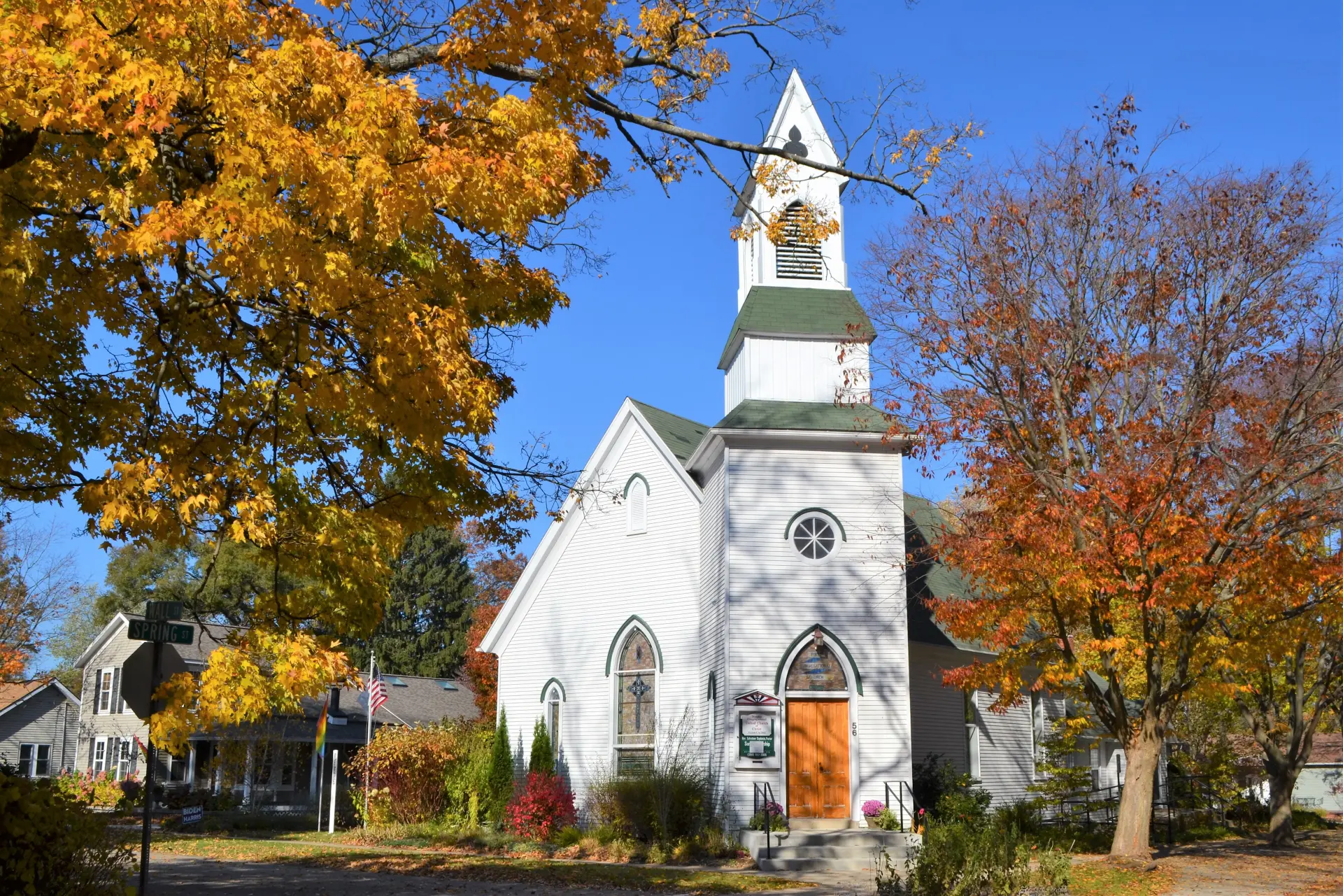 Church cleaning NWA - thorough cleaning for churches